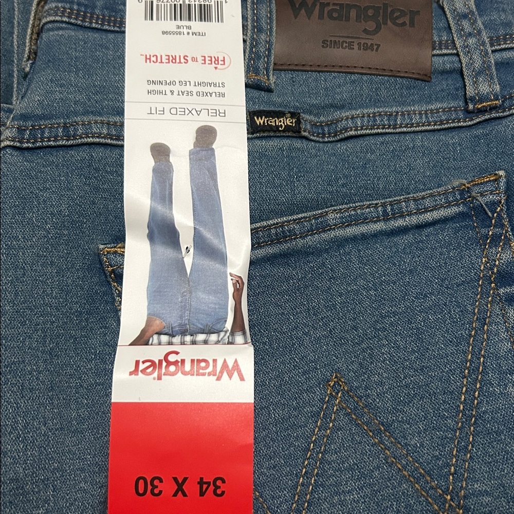 Wrangler Men's Relaxed Fit Jeans in Light Blue size 34x30 NWT - Picture 3 of 4